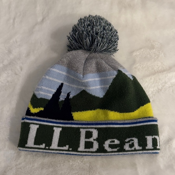 L.L. Bean Other - L.L.Bean Katahdin Pom Graphic Hat, Retro Mountain Graphic